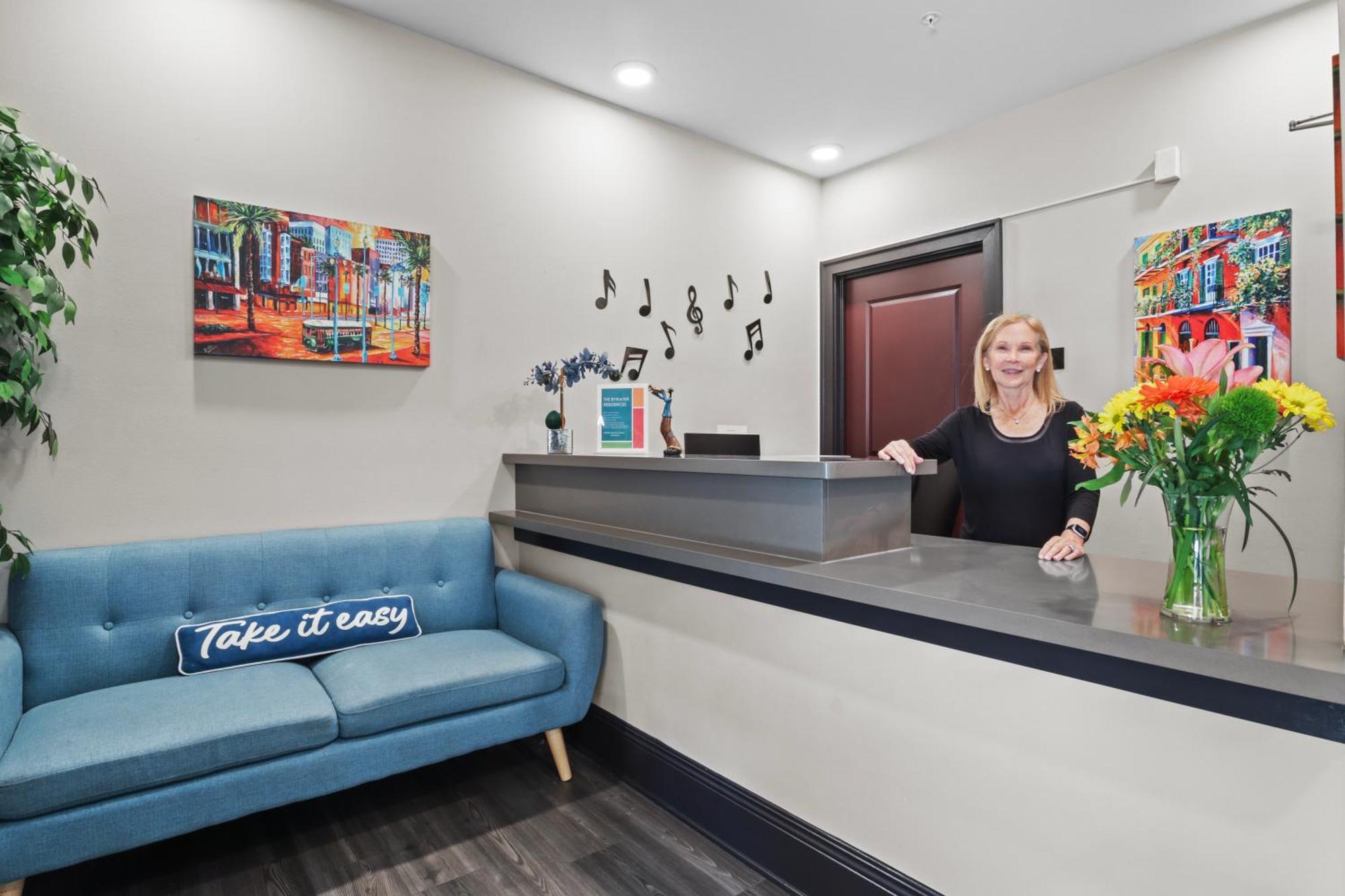 Bywater Aparthotel 3*